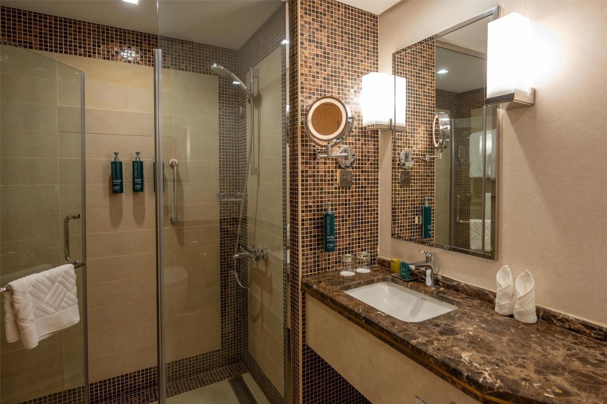 Doubletree By Hilton - Al Muroj Business Gate Hotel 3*